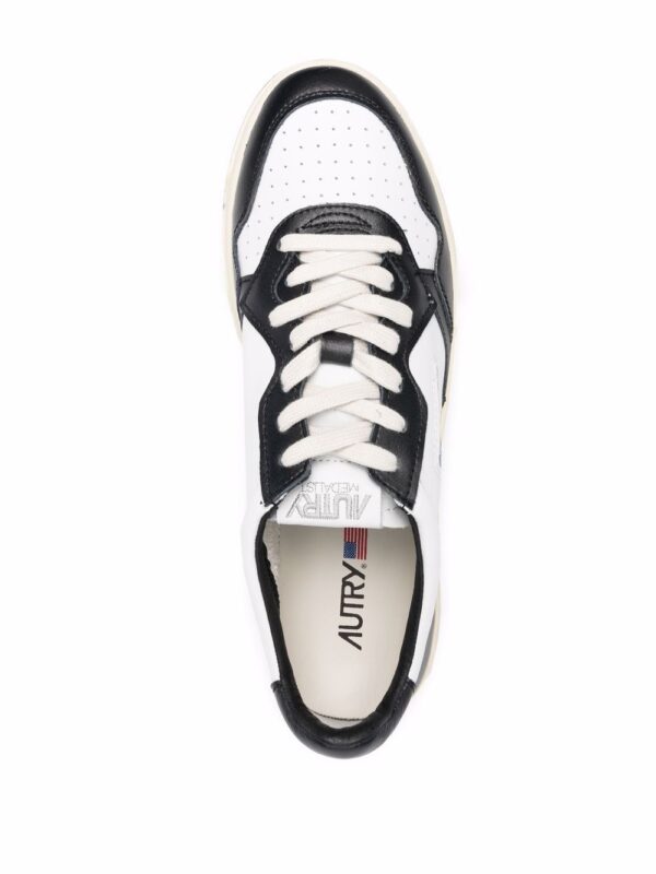 AUTRY Sneakers White/black
