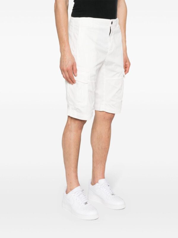 C.P. COMPANY Shorts White